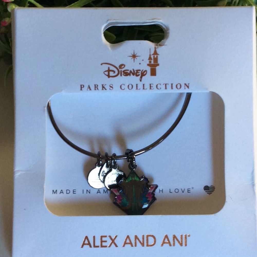 Disney parks collection bracelet new - Picture 4 of 7